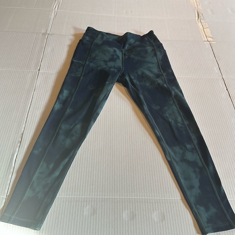 Victorias Secret green navy look of tye dye leggings w side pockets super soft